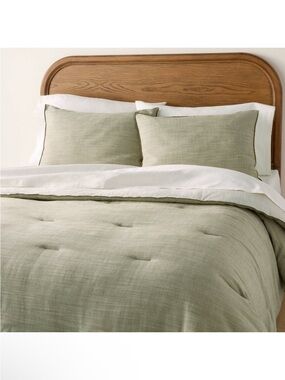 NWT 3pc King Reversible Duvet Cover Set Green - Hearth & Hand with Magnolia